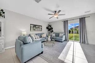 31440 Barrel Wave Way, Wesley Chapel, FL 33545 - Photo 16