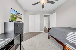 31440 Barrel Wave Way, Wesley Chapel, FL 33545 - Photo 30