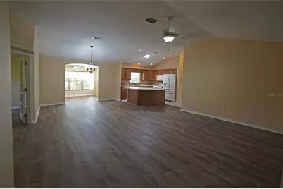 650 Bainan Place, The Villages, FL 32162 - Photo 4