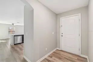 2277 Caspian Dr, Lakeland, FL 33805 - Photo 8