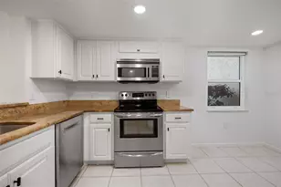 700 Starkey Rd, Largo, FL 33771 - Photo 16