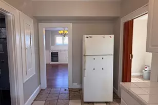 1924 22nd St S, Saint Petersburg, FL 33712 - Photo 10