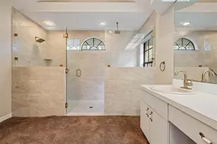 3911 Lithia Ridge Blvd, Valrico, FL 33596 - Photo 22