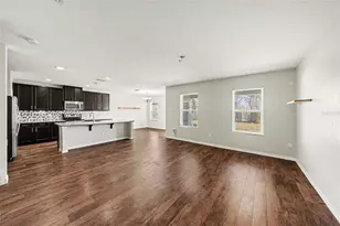 10233 Newminster Loop, Ruskin, FL 33573 - Photo 4