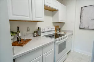 8800 Bardmoor Blvd, Seminole, FL 33777 - Photo 10