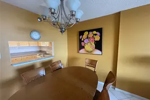 400 Island Way, Clearwater Beach, FL 33767 - Photo 10