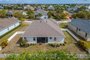618 Manns Harbor Dr, Apollo Beach, FL 33572 - Photo 84