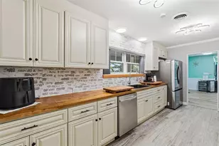 3944 49th Ave S, Saint Petersburg, FL 33711 - Photo 10
