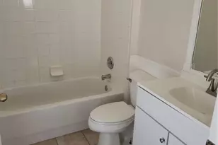 28525 Seashell Ct, Zephyrhills, FL 33545 - Photo 6