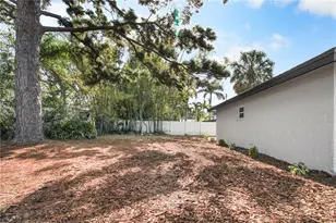 1984 64th Ave N, Saint Petersburg, FL 33702 - Photo 26