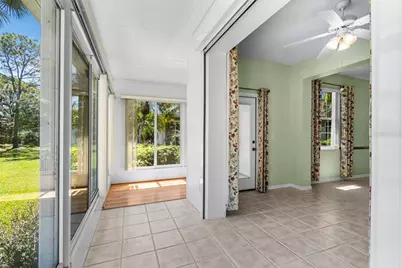 615 Tremont Greens Lane, Sun City Center, FL 33573 - Photo 10