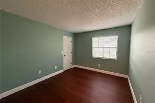 4416 Summer Oak Dr, Tampa, FL 33618 - Photo 22