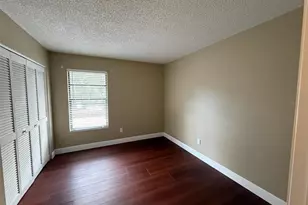 4416 Summer Oak Dr, Tampa, FL 33618 - Photo 18