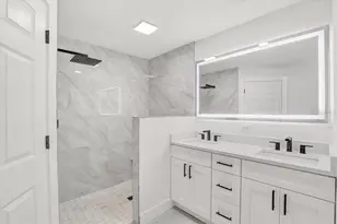 1332 Whispering Ln, Venice, FL 34285 - Photo 18