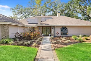 10902 Bent Tree Pl, Tampa, FL 33618 - Photo 2