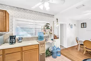 6530 5th Ave N, Saint Petersburg, FL 33710 - Photo 12