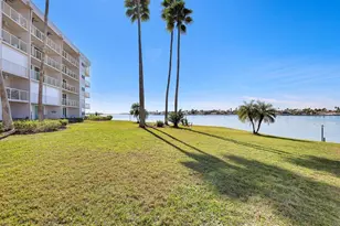5901 Bahia Del Mar Cir, Saint Petersburg, FL 33715 - Photo 44