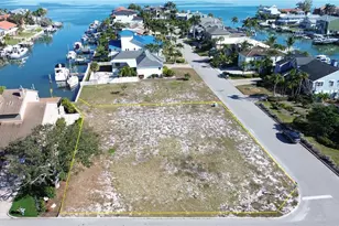 139 9th St E, Tierra Verde, FL 33715 - Photo 1