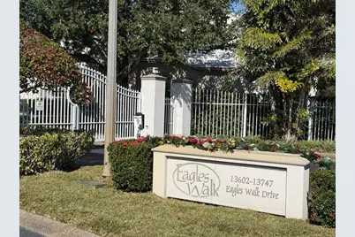 13606 Eagles Walk Drive, Clearwater, FL 33762 - Photo 2