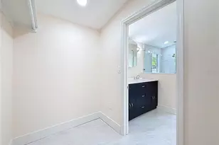 1247 Highland St N, Saint Petersburg, FL 33701 - Photo 22