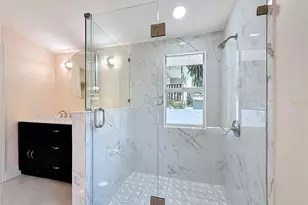 1247 Highland St N, Saint Petersburg, FL 33701 - Photo 20