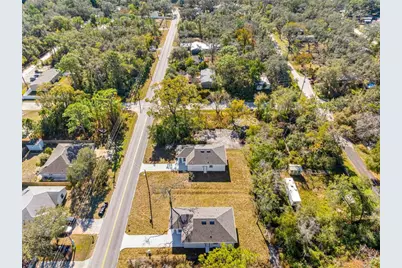 10247 Lake Drive, New Port Richey, FL 34654 - Photo 40