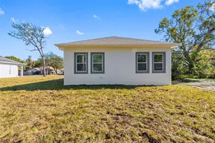 10247 Lake Dr, New Port Richey, FL 34654 - Photo 30