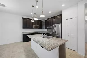 19656 Long Lake Ranch Blvd, Lutz, FL 33558 - Photo 8