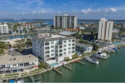 211 Dolphin Point #2, Clearwater Beach, FL 33767 - Photo 14