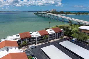 825 S Gulfview Blvd, Clearwater Beach, FL 33767 - Photo 4