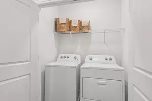 8106 Swan Mist Wy, Wesley Chapel, FL 33545 - Photo 26