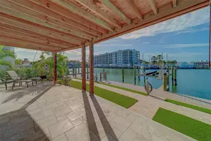 205 Dolphin Point, Clearwater Beach, FL 33767 - Photo 16