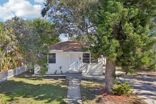 1730 17th St S, Saint Petersburg, FL 33712 - Photo 2