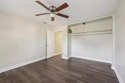 1730 17th Street S, Saint Petersburg, FL 33712 - Photo 30