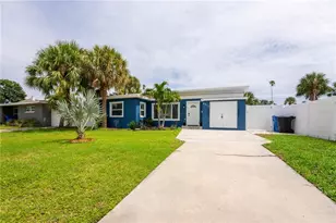 4011 Helena St NE, Saint Petersburg, FL 33703 - Photo 1