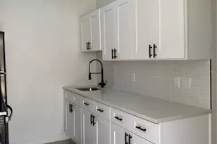 3460 4th Ave S, Saint Petersburg, FL 33711 - Photo 8