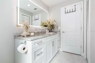 5039 Barrowe Dr, Tampa, FL 33624 - Photo 38