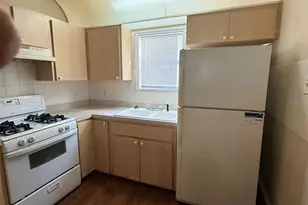 3610 Dartmouth Ave N, Saint Petersburg, FL 33713 - Photo 8