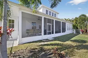 415 Islebay Dr, Apollo Beach, FL 33572 - Photo 72