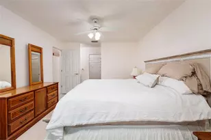 216 Sun Vista Ct S, Treasure Island, FL 33706 - Photo 16