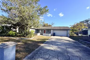 5176 Wellington Rd, Spring Hill, FL 34609 - Photo 2