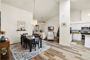 2582 Northfield Ln, Clearwater, FL 33761 - Photo 2