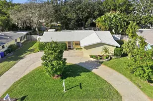 2340 Armour Dr, Dunedin, FL 34698 - Photo 1