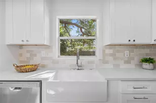 1792 77th Ave N, Saint Petersburg, FL 33702 - Photo 12