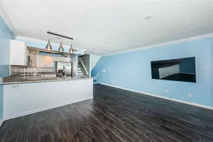 200 Meres Blvd, Tarpon Springs, FL 34689 - Photo 10