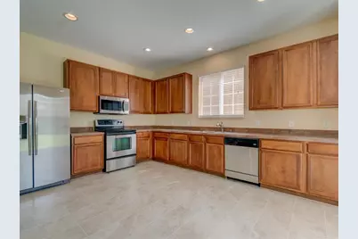 17552 Queensland Street, Land O Lakes, FL 34638 - Photo 14