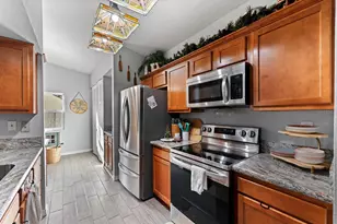 1419 Shadow Bay Ln, Brandon, FL 33510 - Photo 12