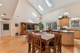 12715 Linda Dr, Tampa, FL 33612 - Photo 8