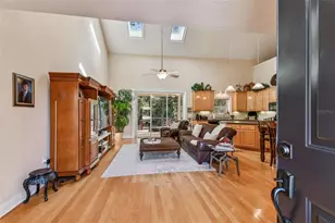 12715 Linda Dr, Tampa, FL 33612 - Photo 4