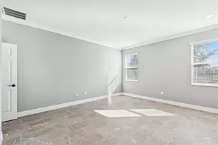 345 Villa Corte Dr, Lutz, FL 33549 - Photo 14